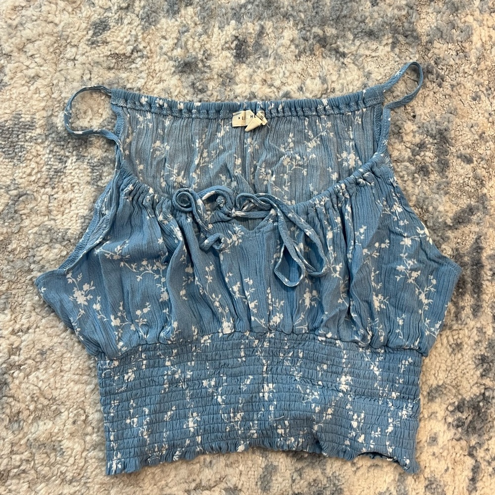 Pacsun blue floral blouse size L